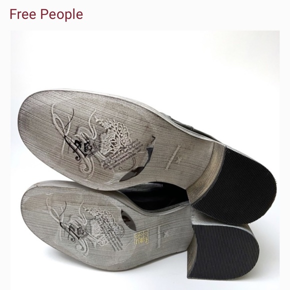 Free People Essential Chelsea Leather Boots Black - Picture 7 of 7